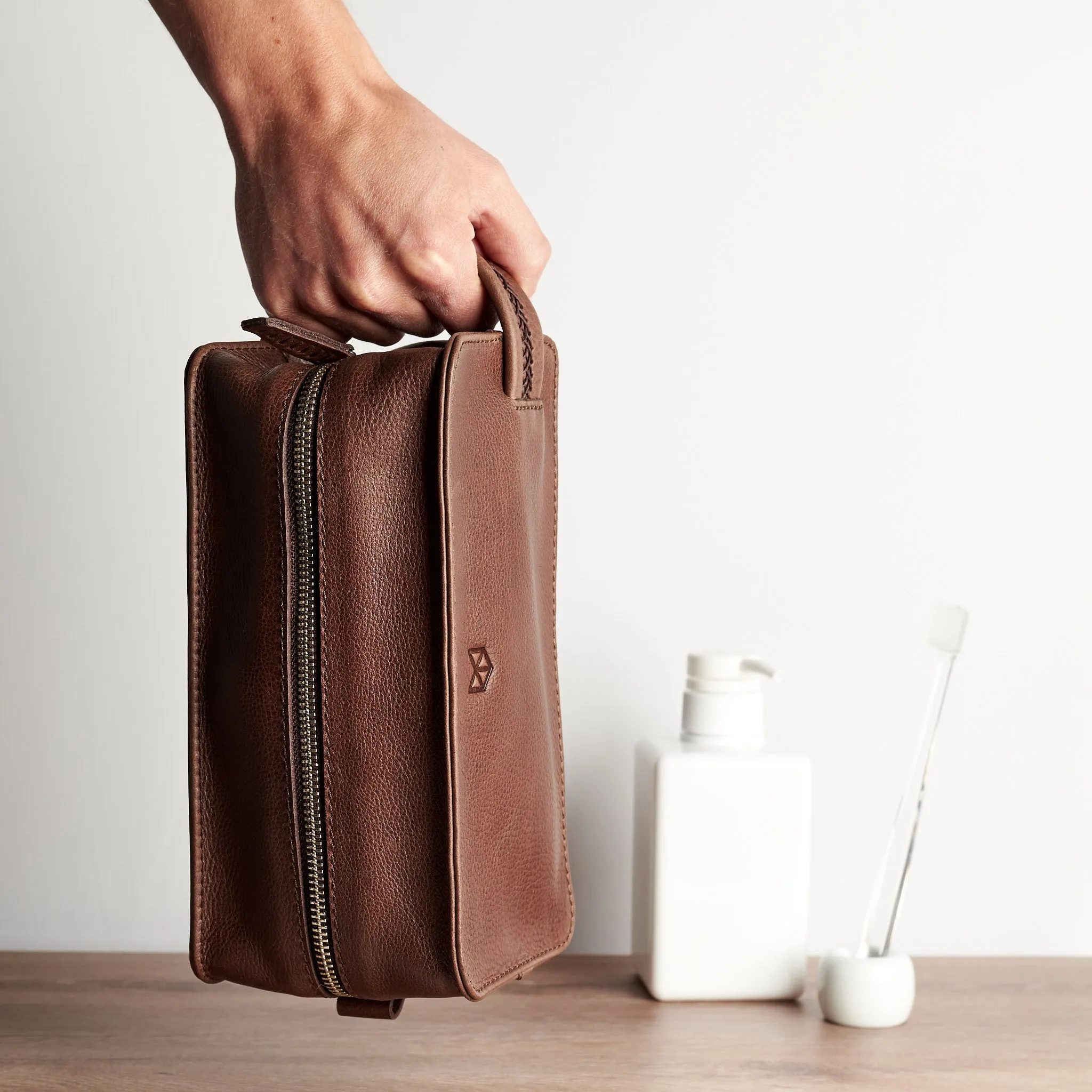 Barber Toiletry · Brown