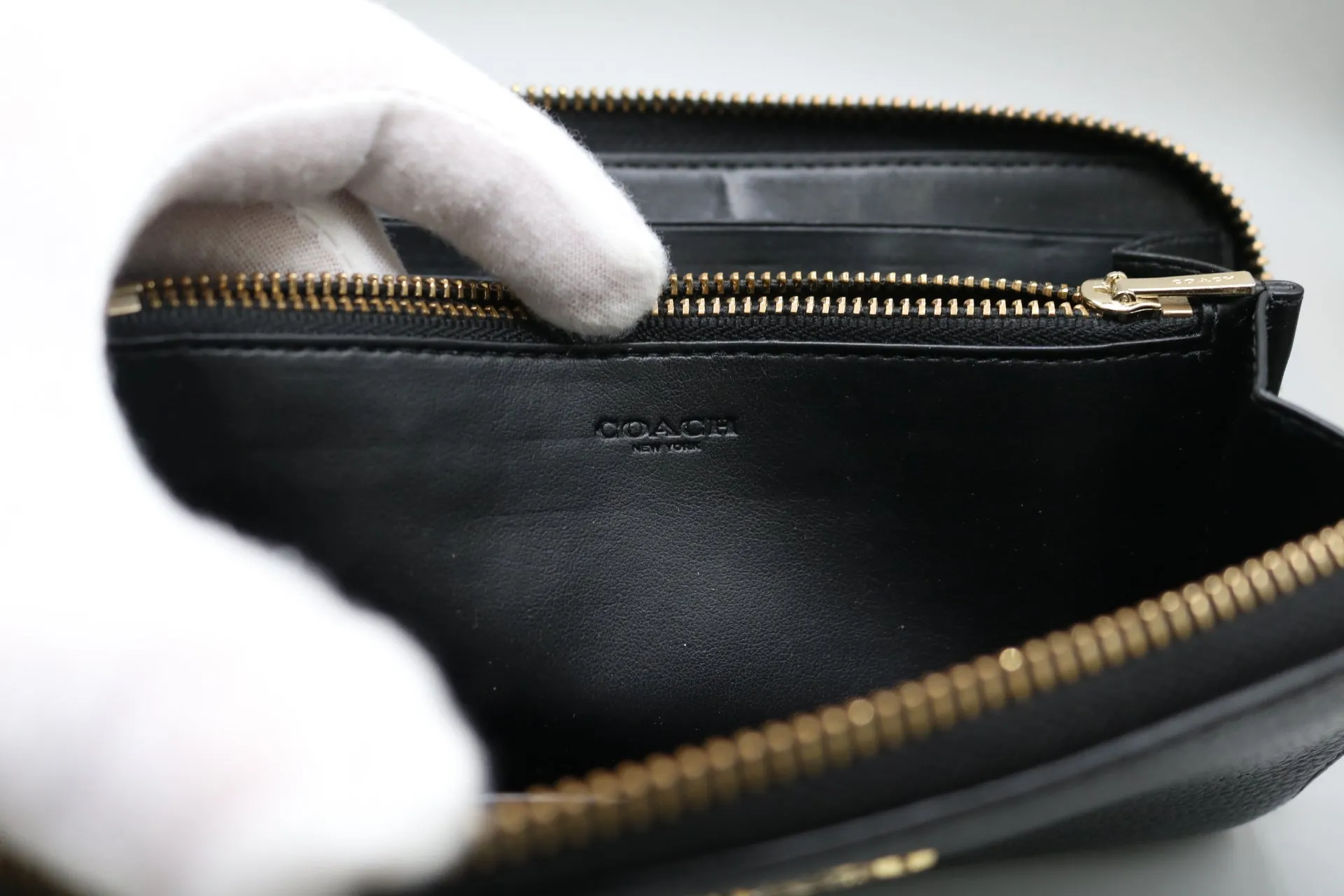 Coach Pebble Leather Black Wallet (L) 0.5" (W) 7.5" (H) 4"