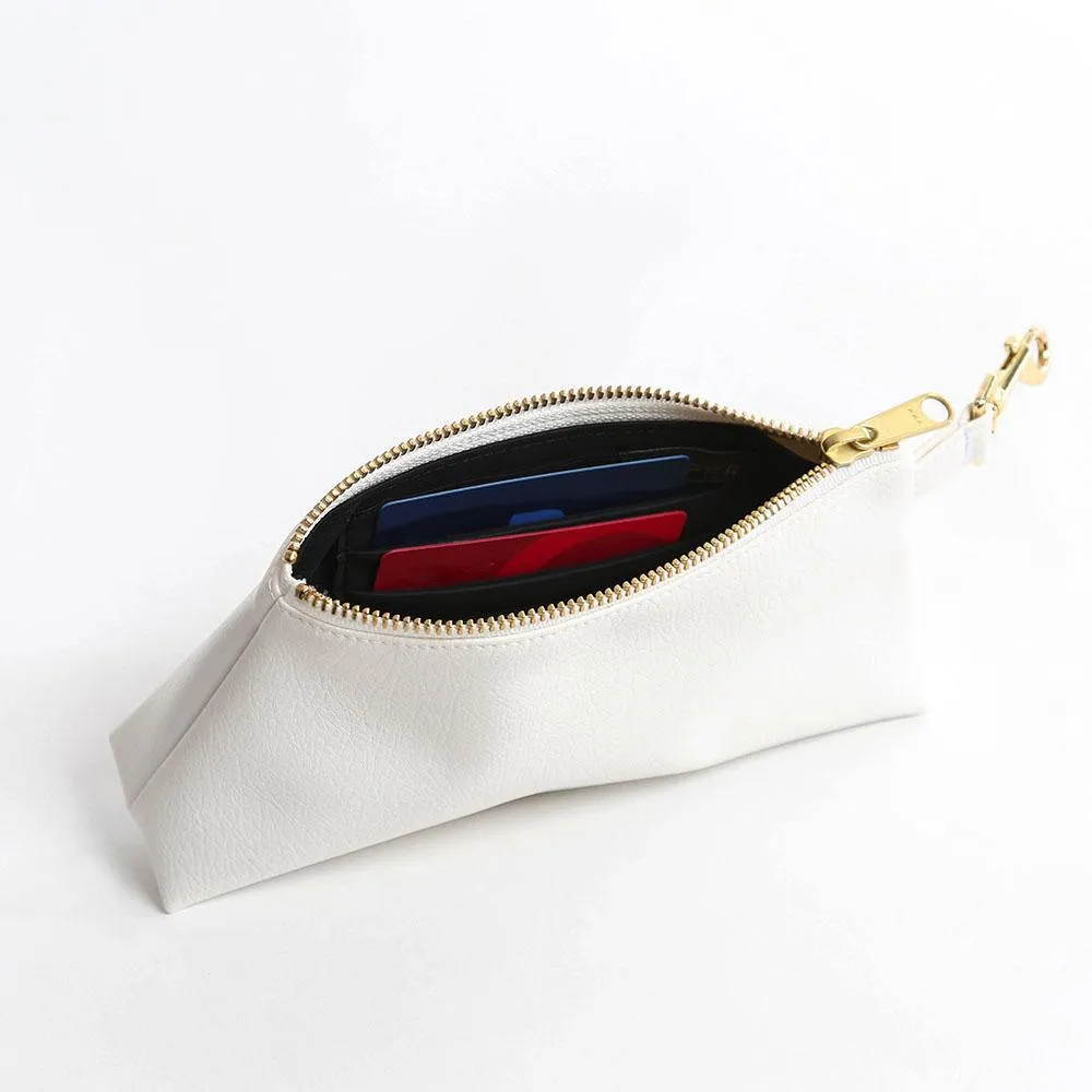 Frost White SIGNATURE KEYPIT Set • Wristlet