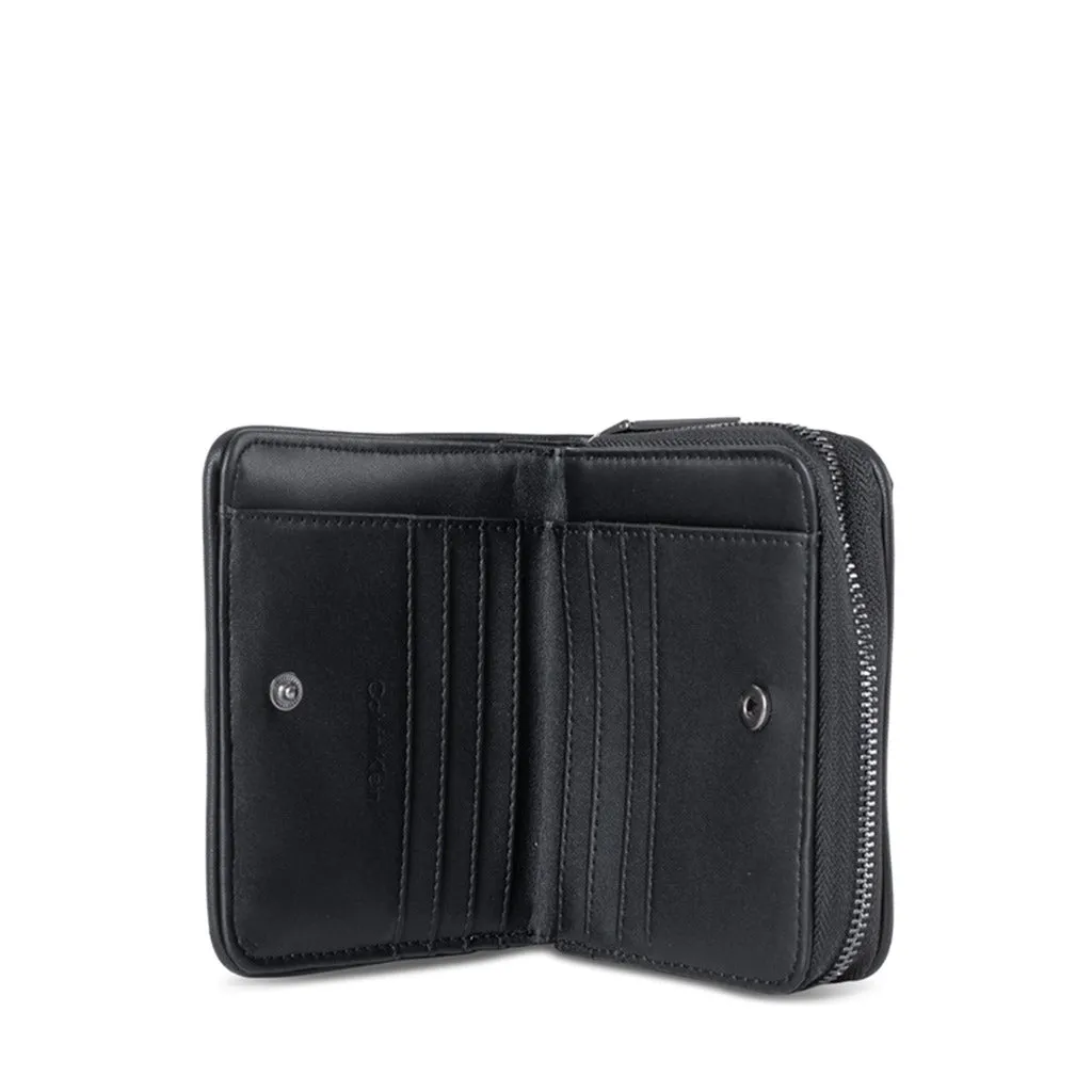 Sophisticated Synthetic Leather Wallet with Metallic Fastening